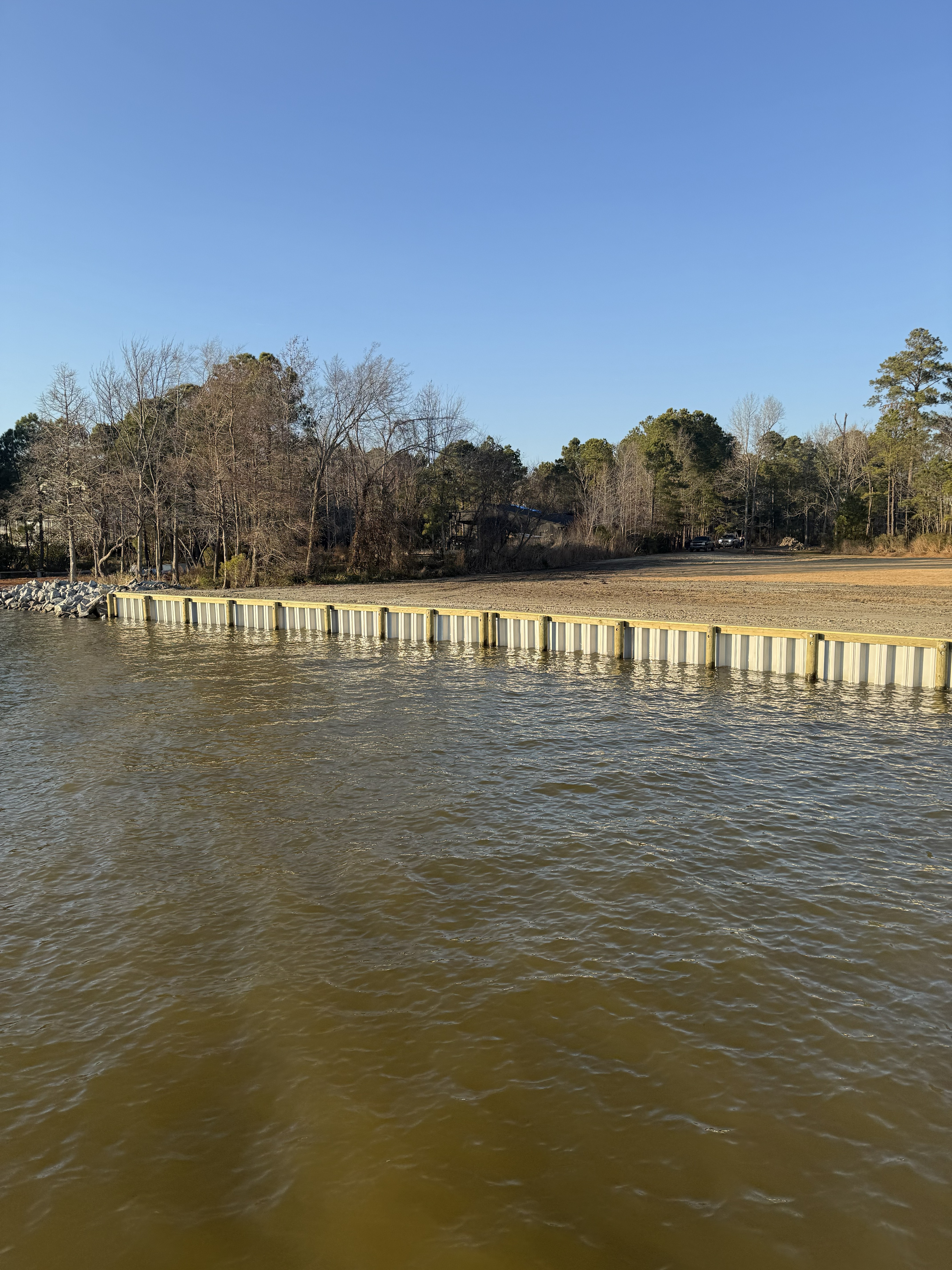 Vinyl bulkhead construction